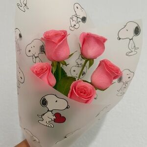 Snoopy Semi-Transparent Wrapping Paper – 20 Sheets 22x22, Pink Bouquet Gift Wrap